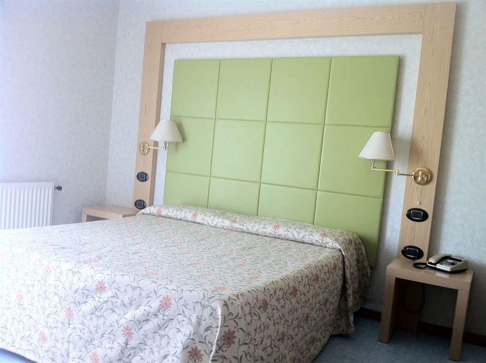 Hotel Lido Дейва-Марина Екстер'єр фото